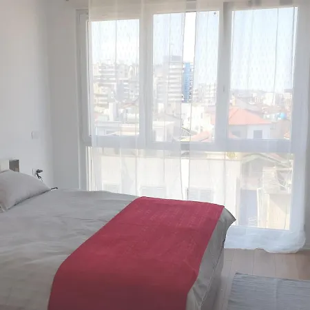 1 Bedroom Just 10 Min Center *